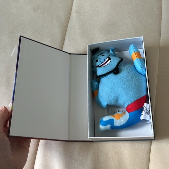 NWOT Disney Store VHS Aladdin Stuffy Plush - Picture 5 of 7